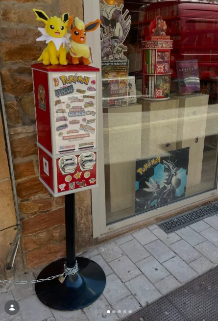 Distributeur DracoSphère La Mâconnaise à la Librairie Fabulix Mâcon